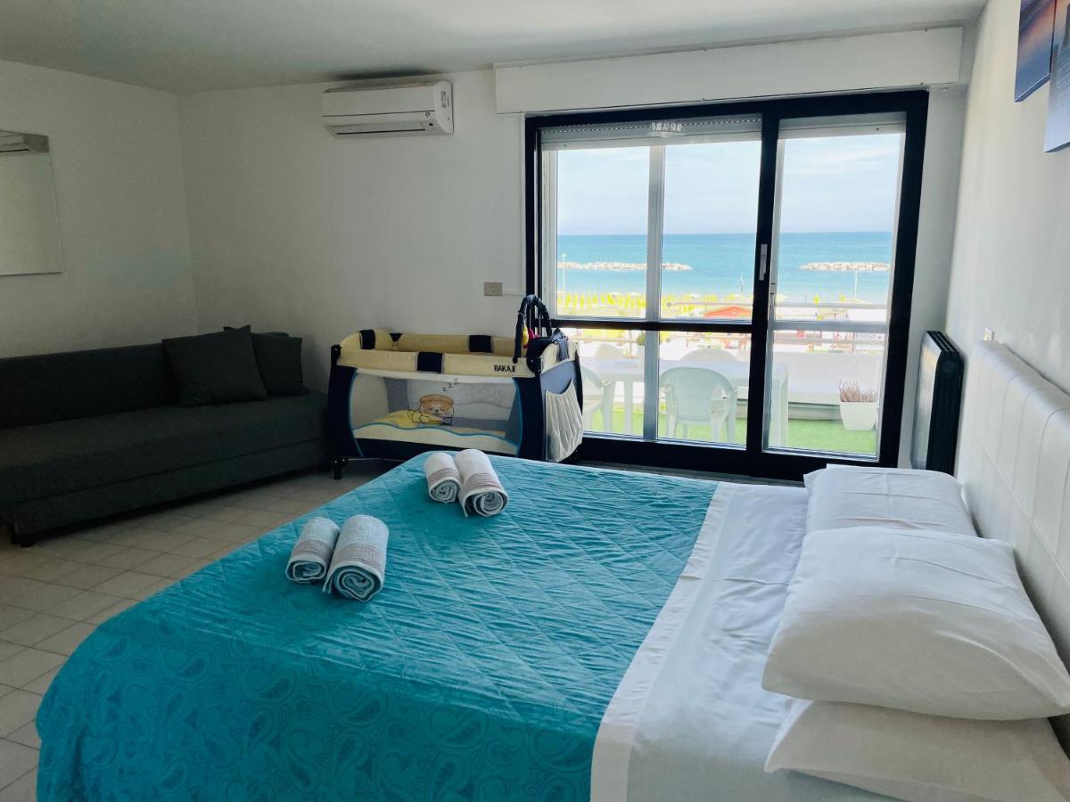 Al Mare Apartament Leilighet Fano Eksteriør bilde